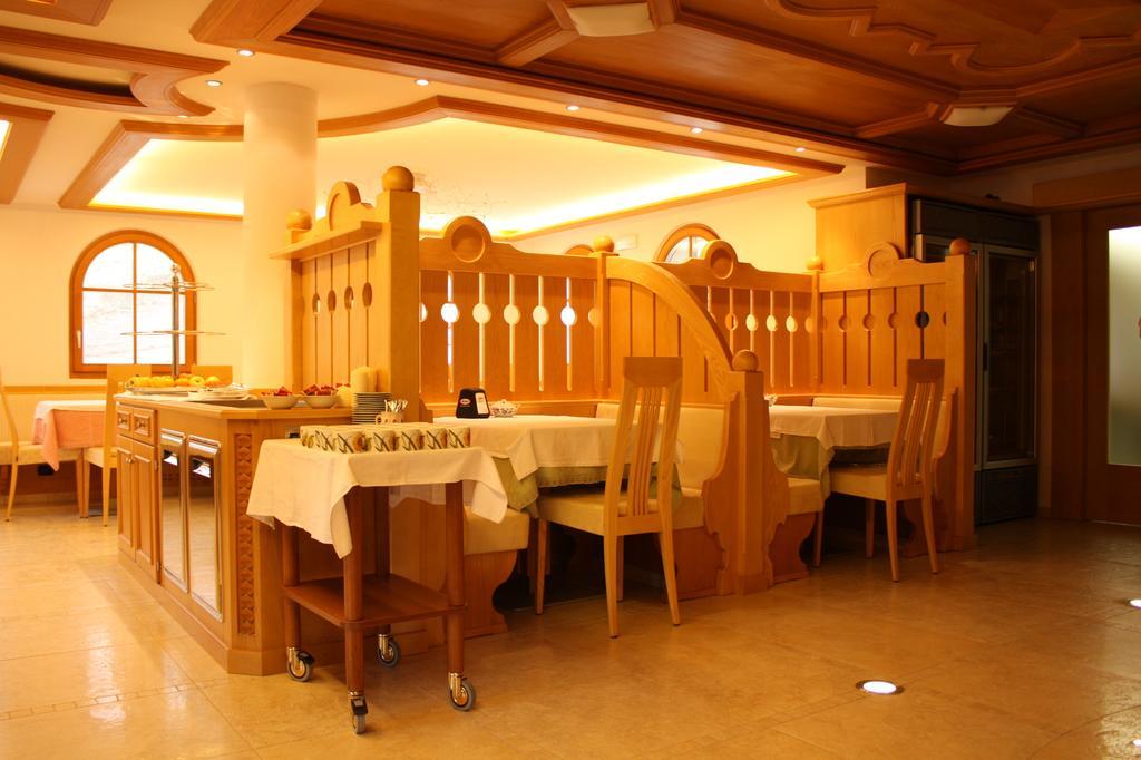 Agriturismo Pianrestel กาวาเลเซ ภายนอก รูปภาพ