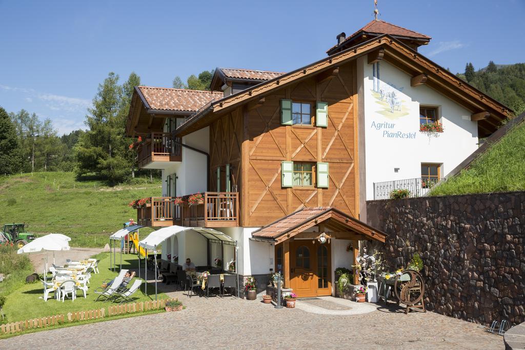 Agriturismo Pianrestel กาวาเลเซ ภายนอก รูปภาพ