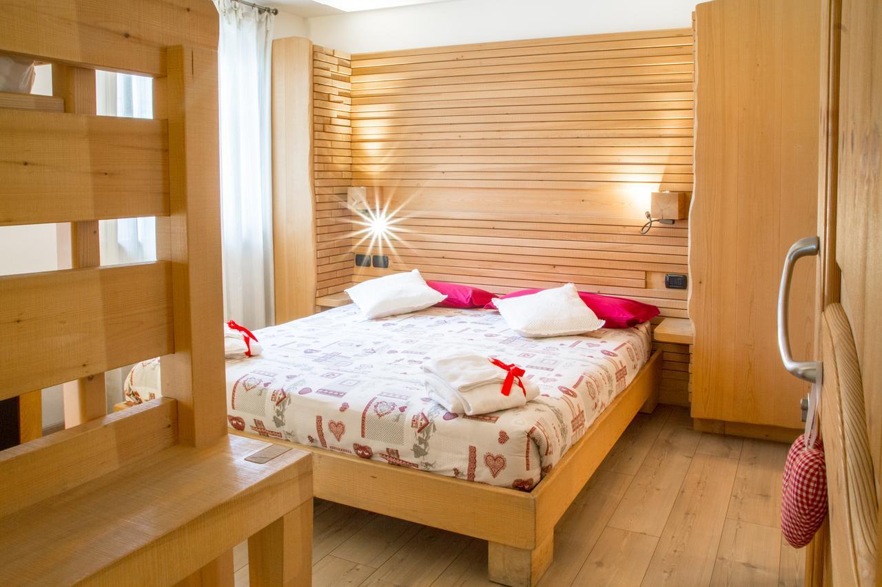 Agriturismo Pianrestel กาวาเลเซ ภายนอก รูปภาพ