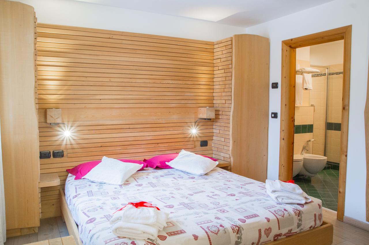 Agriturismo Pianrestel กาวาเลเซ ภายนอก รูปภาพ